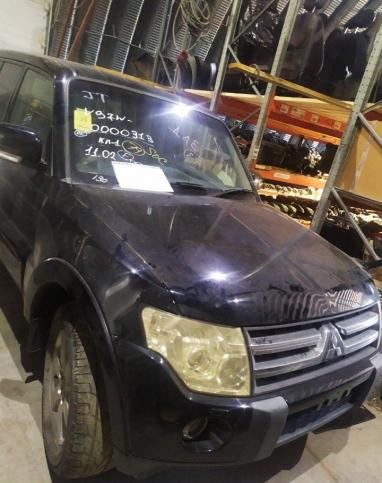 В разборе Mitsubishi Pajero 4 3.8 б, 3.2 дизель