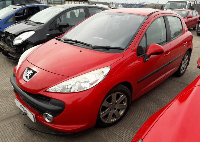 Разбираю Пежо 207 (Peugeot 207)