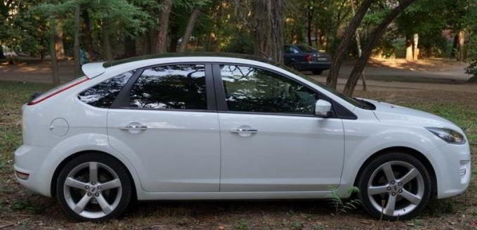 Запчасти на Ford Focus 2 хэтчбек 2008-2011