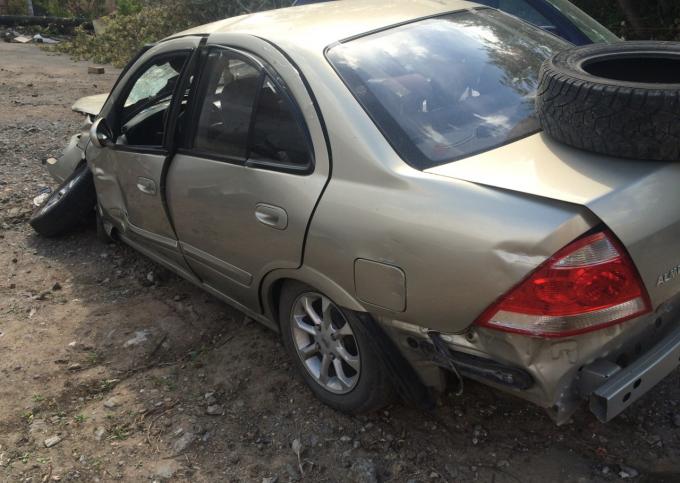 Nissan Almera Classic, 2008 1,6л МКПП по запчастям