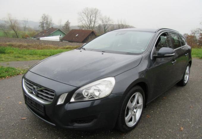 Volvo V60 2012г, на запчасти