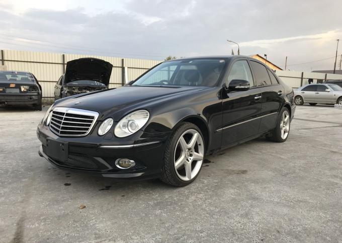 Разбор Мерседес Mercedes W211 запчасти M272 3.0 8г