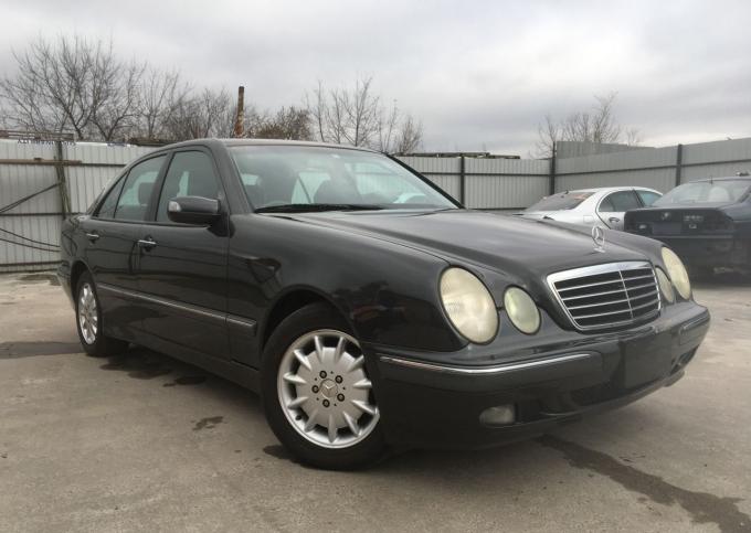 Разбор Mercedes W210 E240 2000г