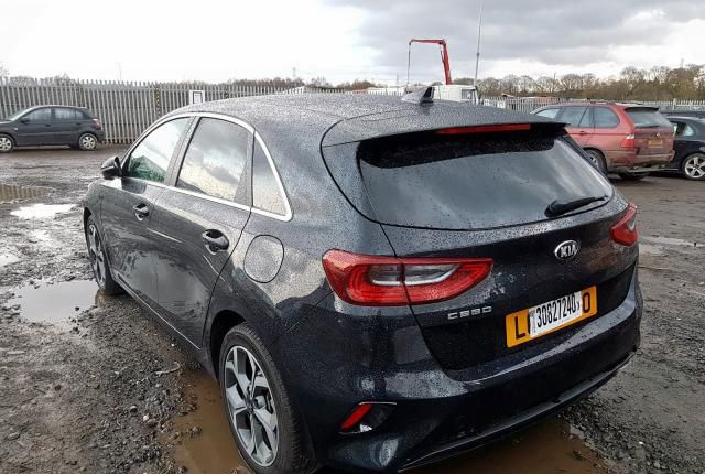 В разборе KIA Ceed