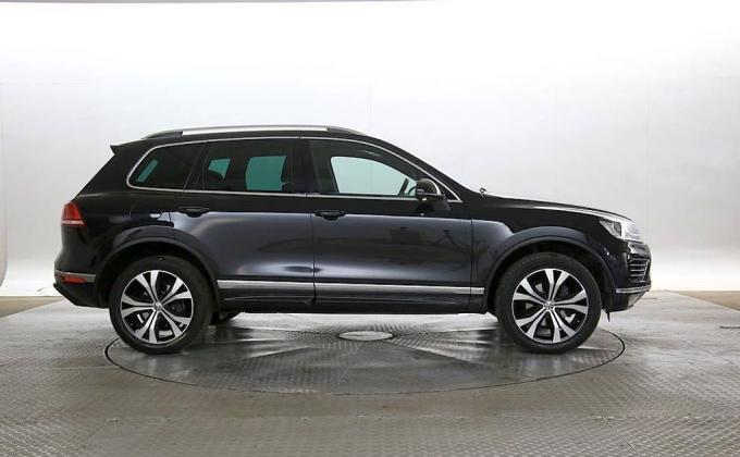 Разбор Volkswagen Touareg R-line 3.0 TDi 2017