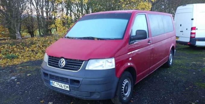 Разбор на запчасти Volkswagen Transporter 5