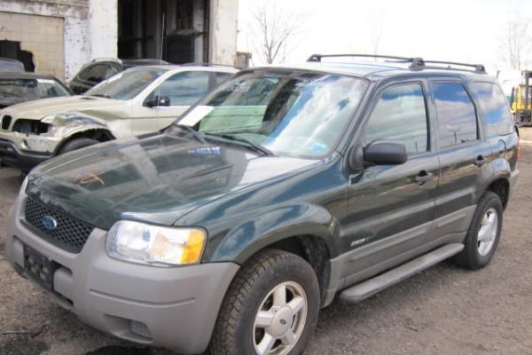 Разбор на запчасти Ford Escape 2001-2006