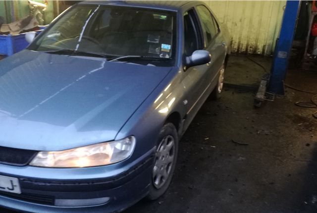 Разбор на запчасти Peugeot 406