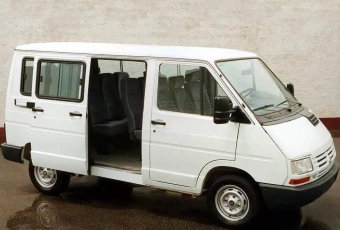 Запчасти Рено Трафик Renault Trafic 1998-2001