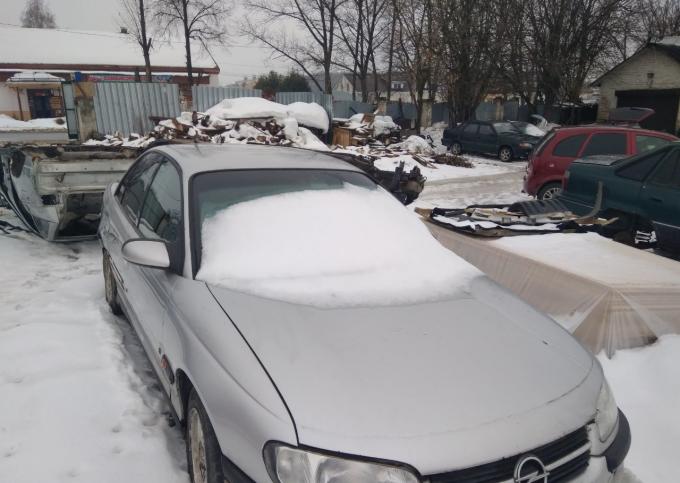 Разбираю Opel Omega 2.0