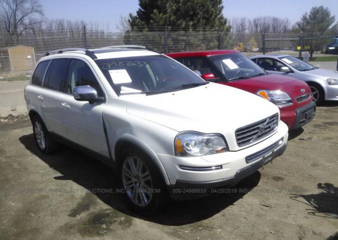 Volvo XC90 V8 4,4 на запчасти в разборке