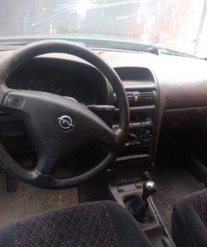 Opel Astra G 2001г. по запчастям