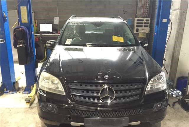 Разбор на запчасти Mercedes ML W164