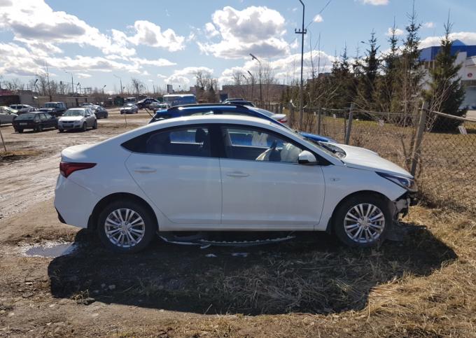 В разборе Hyundai Solaris 1,4 AT 2018