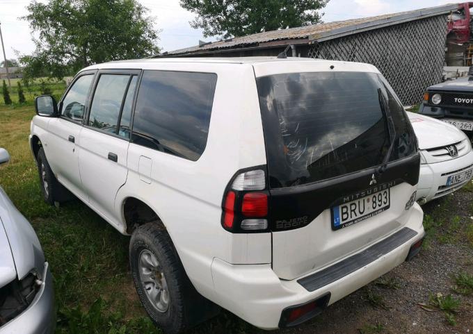 Mitsubishi pajero sport 2,5td 2004г. По запчастям