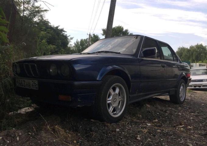 BMW E 30 рестайлинг