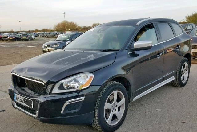 В разборе Volvo XC60 2012 год 2,4 дизель