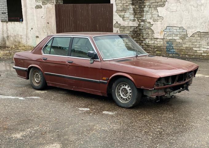 В разборе bmw e28