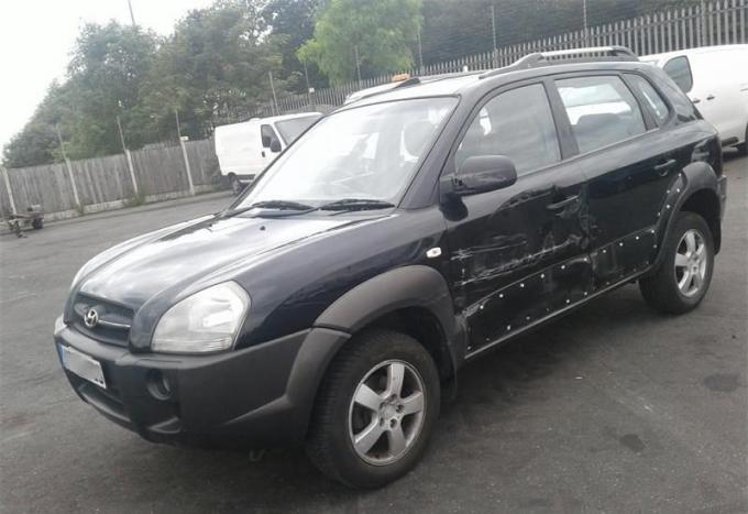 Разбор на запчасти Hyundai Tucson 1 2004-2009