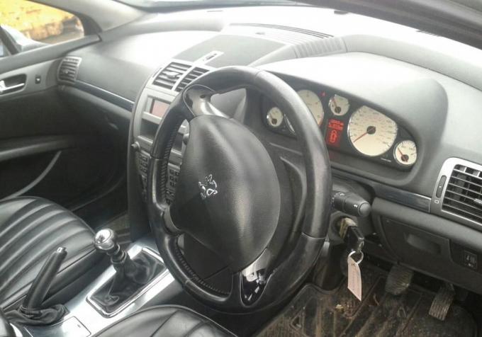 Разбор на запчасти Peugeot 407