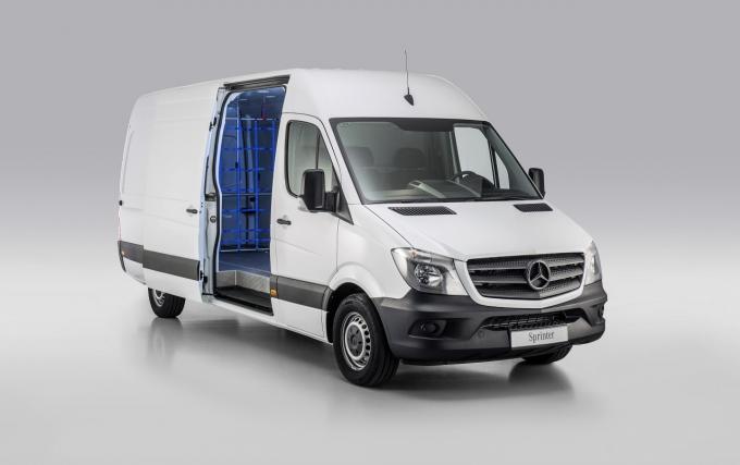 Разбор Mercedes Sprinter W906 и VW Crafter