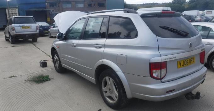 В разборе SsangYong Kyron D20DT АКПП