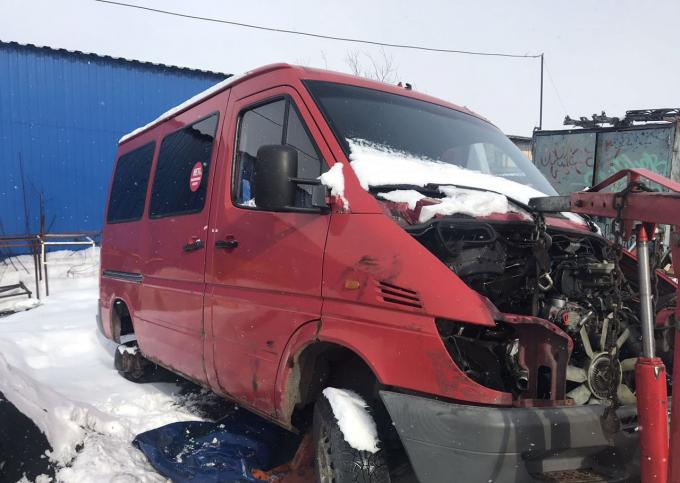 В Разборе Mercedes Benz Sprinter (901-905)