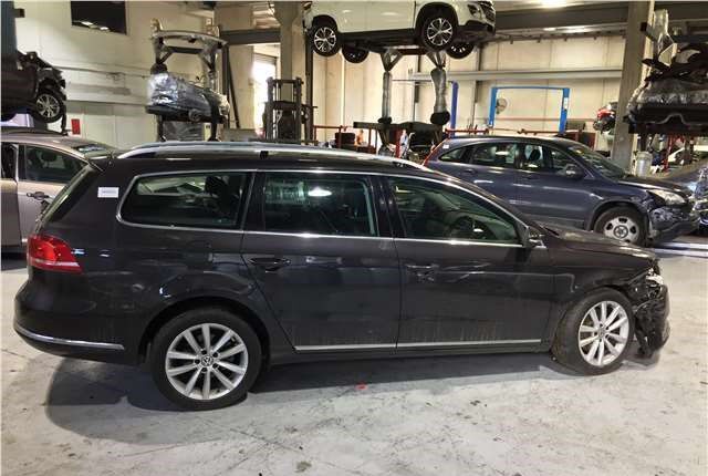 Разбор на запчасти Volkswagen Passat 7 2010-2015