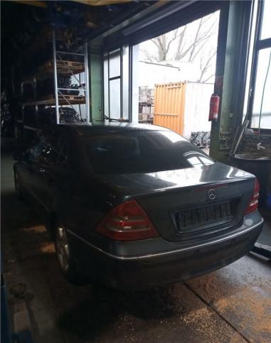 Разбор на запчасти Mercedes C W203 2000-2007