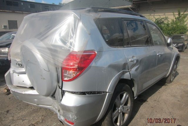 Автомобиль в разборе: Toyota RAV 4 2006-2013