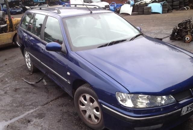 Разбор на запчасти Peugeot 406