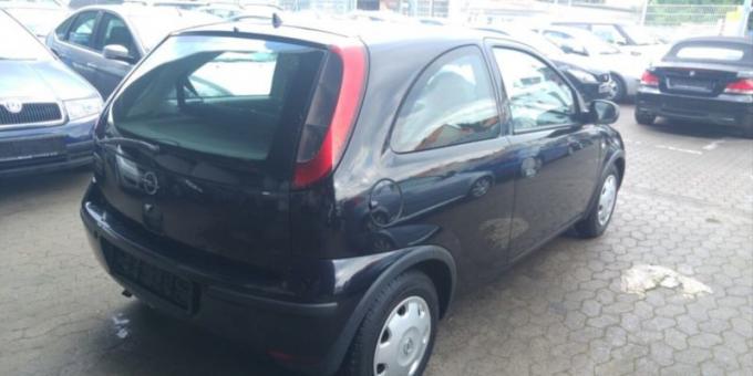 Opel Corsa C 2004г, на запчасти