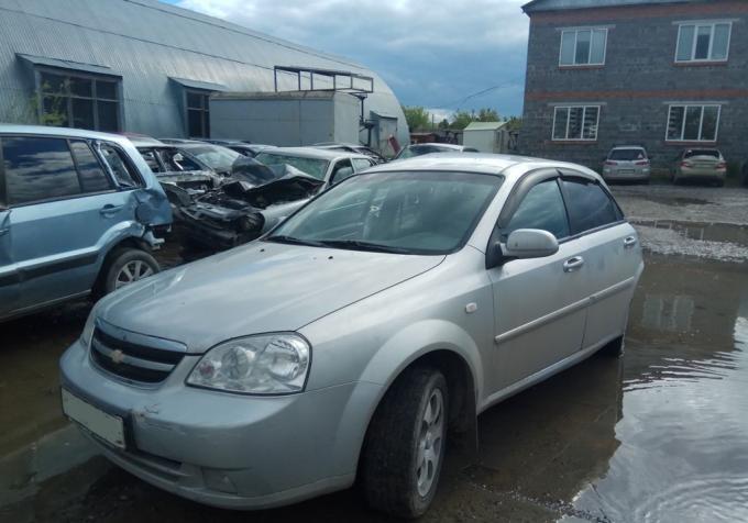 Chevrolet Lacetti 4D (автомобиль в разборе)