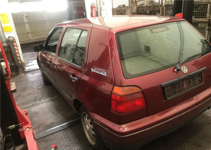 Разбор на запчасти Volkswagen Golf 3 1991-1997