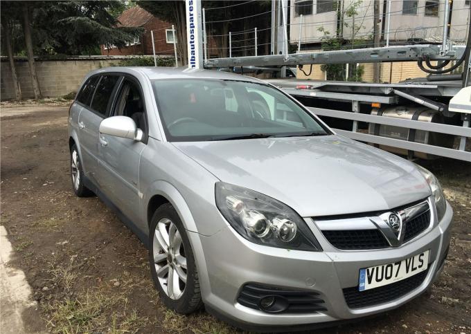 Разбор на запчасти Opel Vectra C 2002-2008