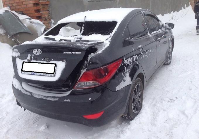 Разбор Hyundai Solaris 2011 1.4 АКПП запчасти