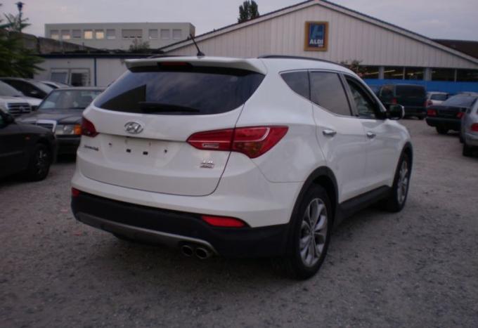 Hyundai Santa Fe 2014г, на запчасти