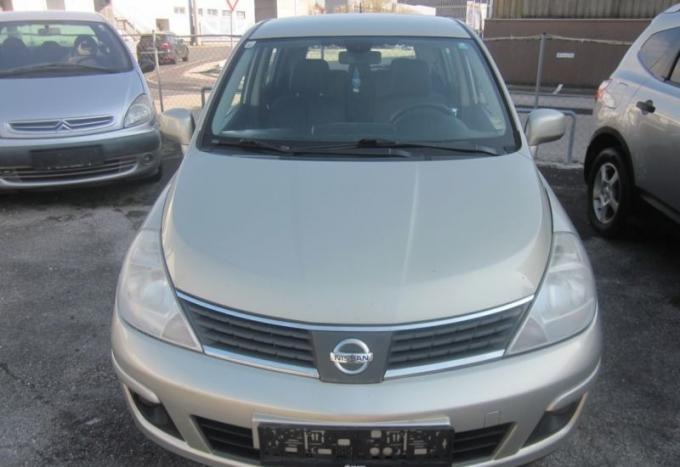 Nissan Tiida 2008г. на запчасти