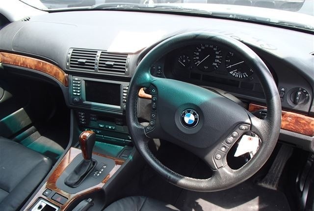 Разбор BMW e39 525i m54b25