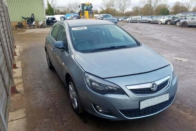 Opel Astra J 1.4 1.6 бензин Опель Астра Джи разбор