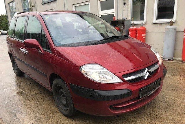 Разобран на запчасти Citroen C8 2002-2008