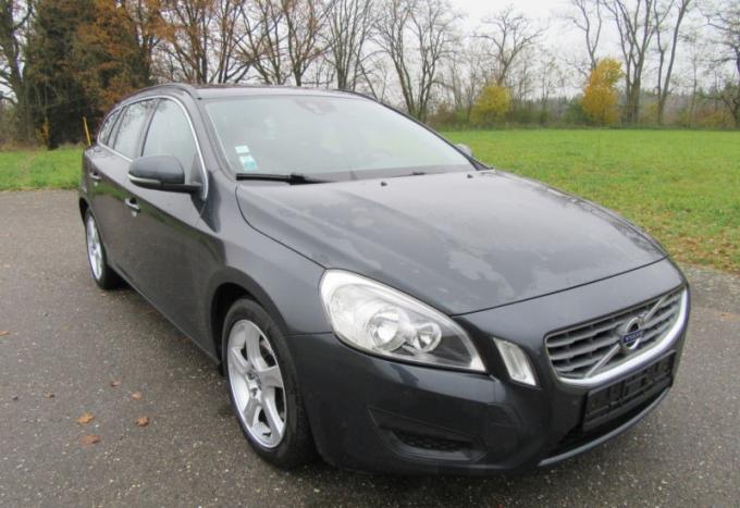 Volvo V60 2012г, на запчасти