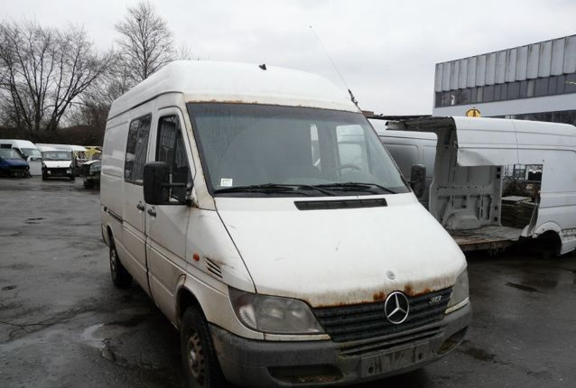 Разборка Mercedes Benz Sprinter W906 2001