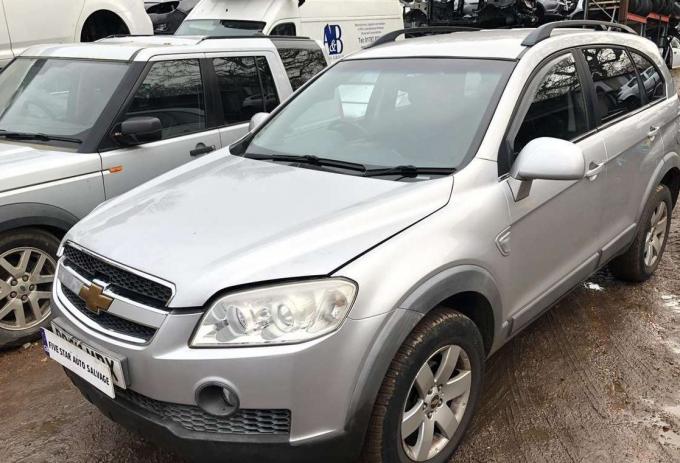 Chevrolet Captiva 2008 г на запчасти