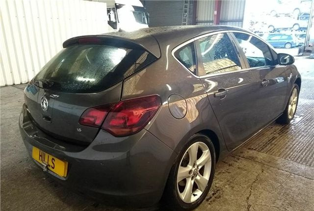 Разбор на запчасти Opel Astra J 2010-2017