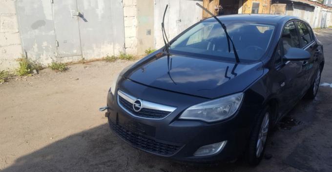 Разбор на запчасти opel astra J / опель астра