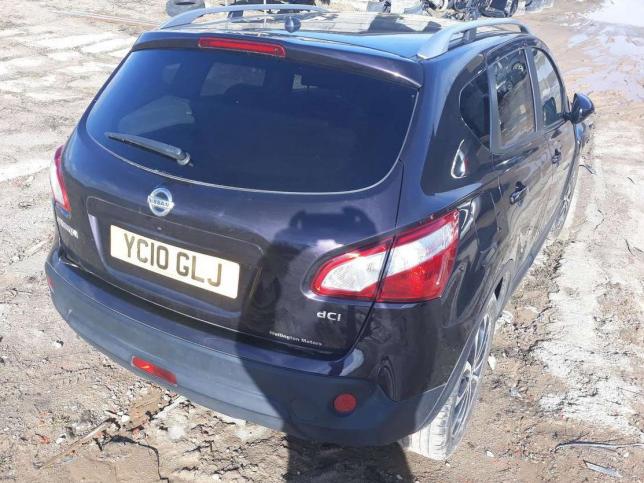 Nissan Qashqai 2011 г. на запчасти