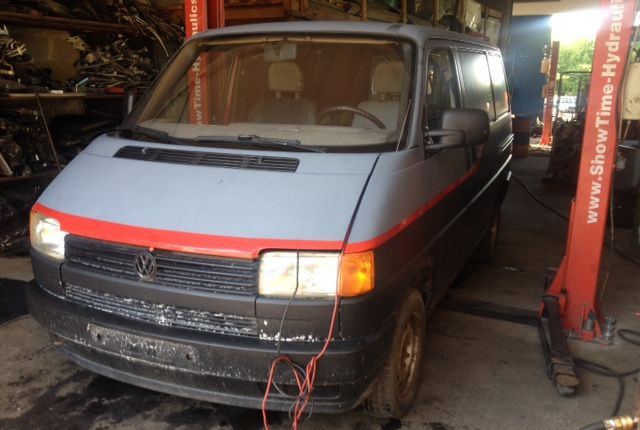 Разобран на запчасти Volkswagen Transporter 4 1991