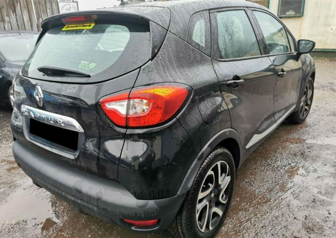 Renault Captur 1,5л 2014 на запчасти