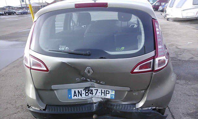 Разбор на запчасти Renault Scenic